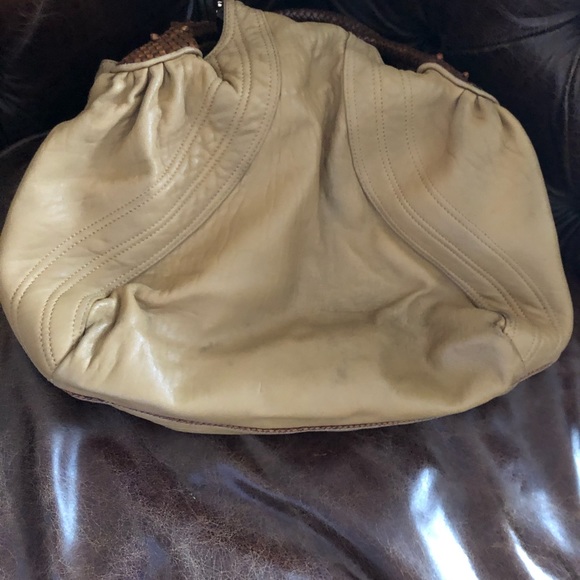 Fendi Authentic Small Spy Leather Tan Bag - Picture 4 of 8